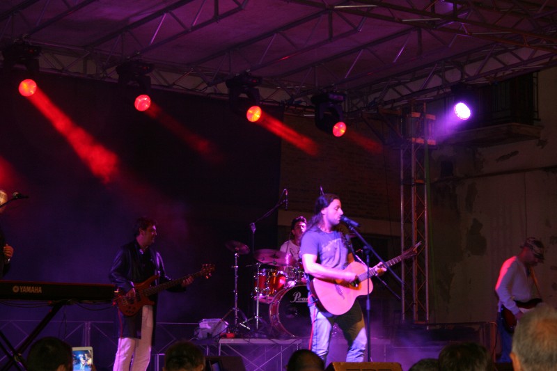 Images/04_-_23_09_2013_Alberto_Bertoli_in_concerto_a_Grassano.jpg